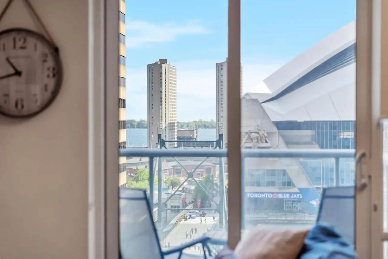 Dt 1Br With Rogers Centre And Cn Tower View And Parking Villa Toronto Holiday home