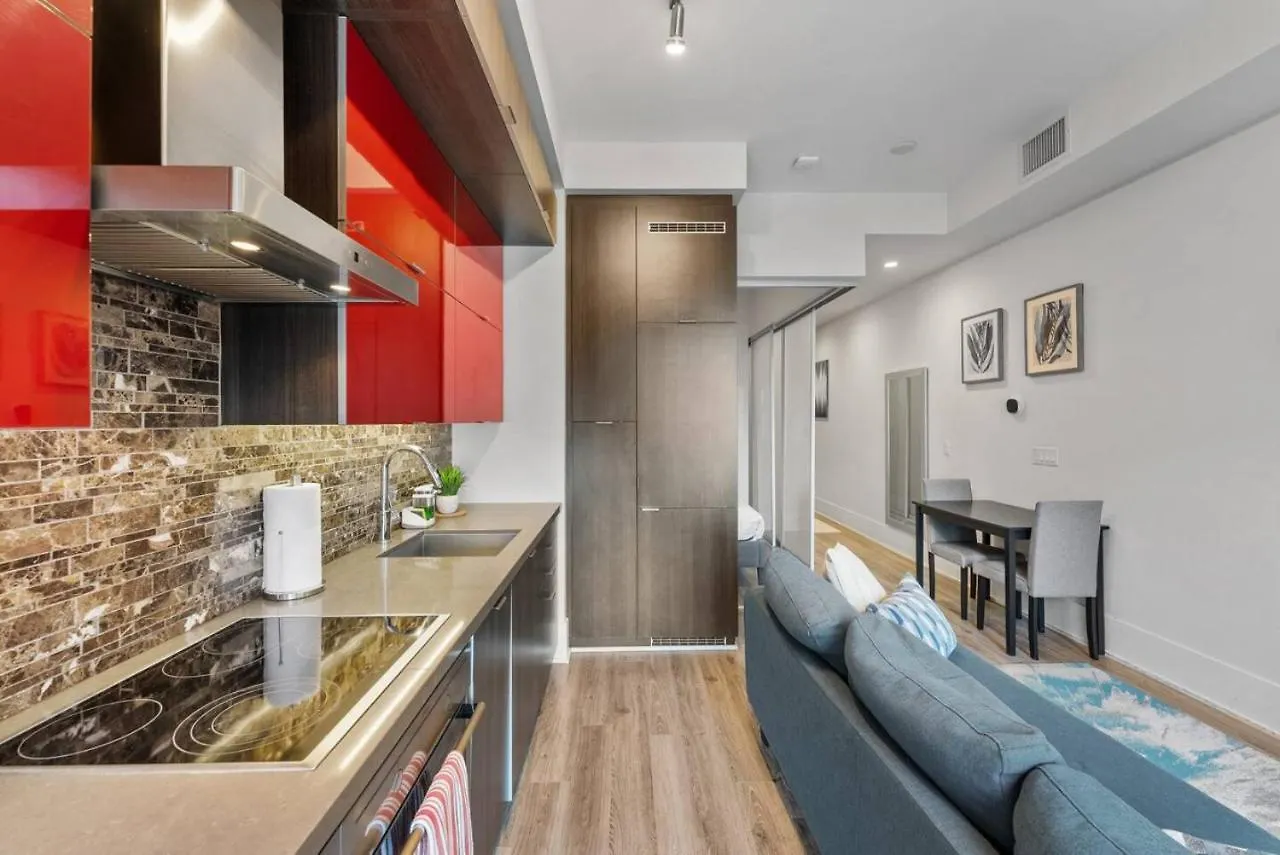 Dt 1Br With Rogers Centre And Cn Tower View And Parking Villa Toronto 0*,  Canada